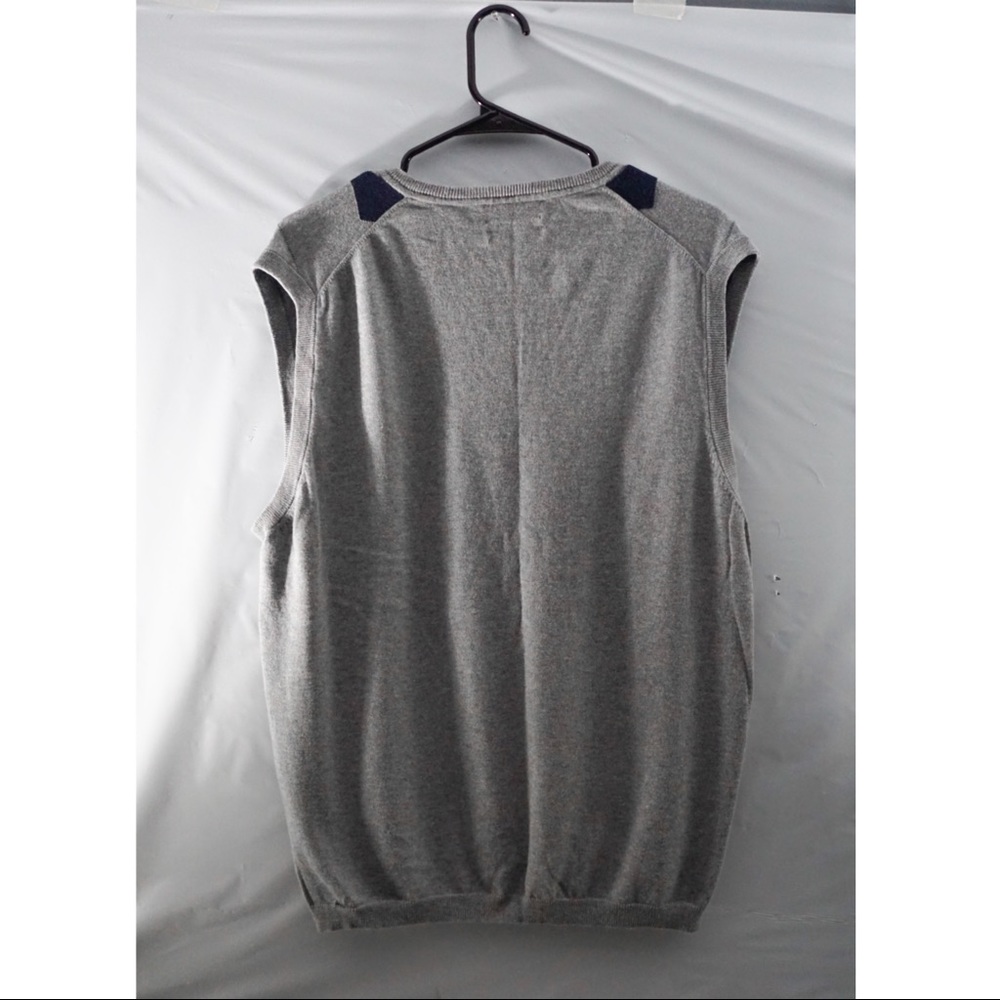 Austin Reed Sweater Vest - Picture 2 of 4
